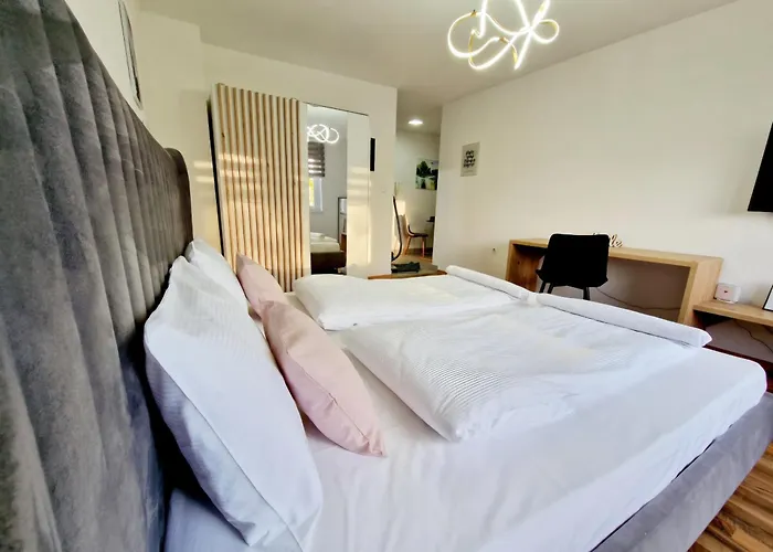Infinity Apartment & Free Wifi & Free Parking